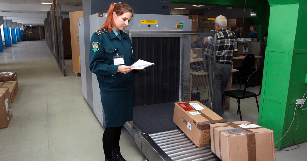 В ЕАЭС повысили лимит беспошлинного провоза товаров для граждан до €1000, включая посылки изображение публикации