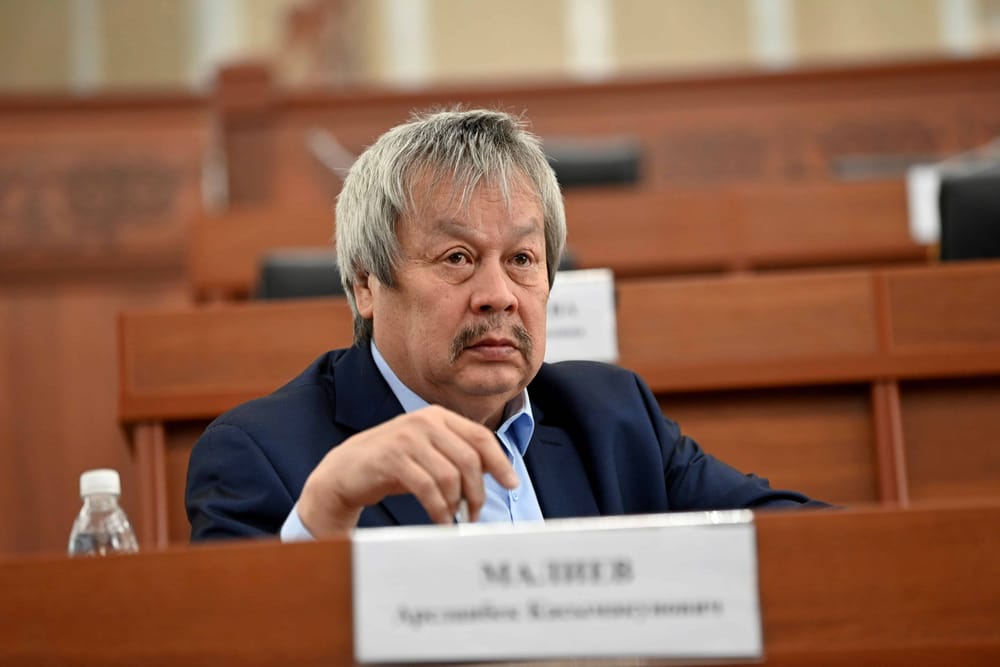 В ЖК новый регламент. Депутаты будут голосовать по Face ID и иметь опцию «воздержался» изображение публикации