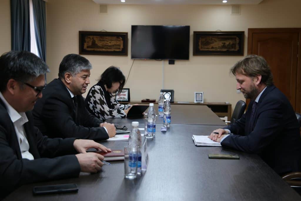 Французская компания MEDEF заинтересована в создании горного кластера в Кыргызстане изображение публикации