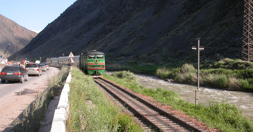 В Боомском ущелье обновят 14 км железнодорожных путей на кредит ЕБРР изображение публикации