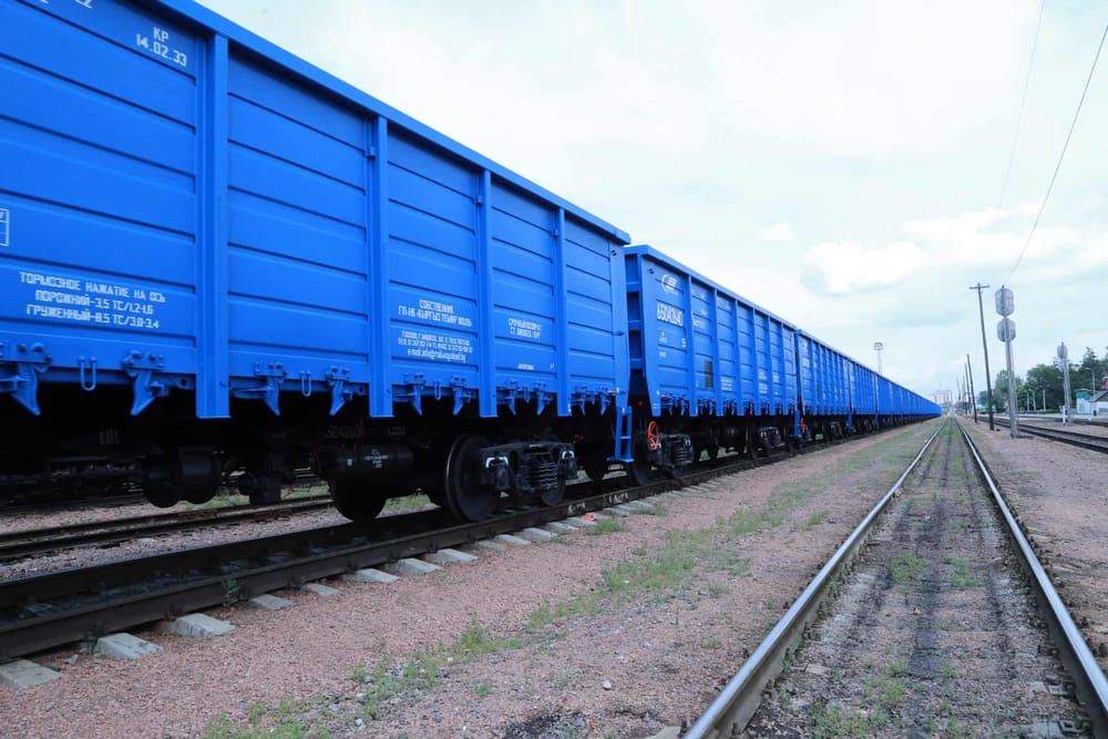 Грузы из Китая будут доставлять в Афганистан транзитом через КР изображение публикации