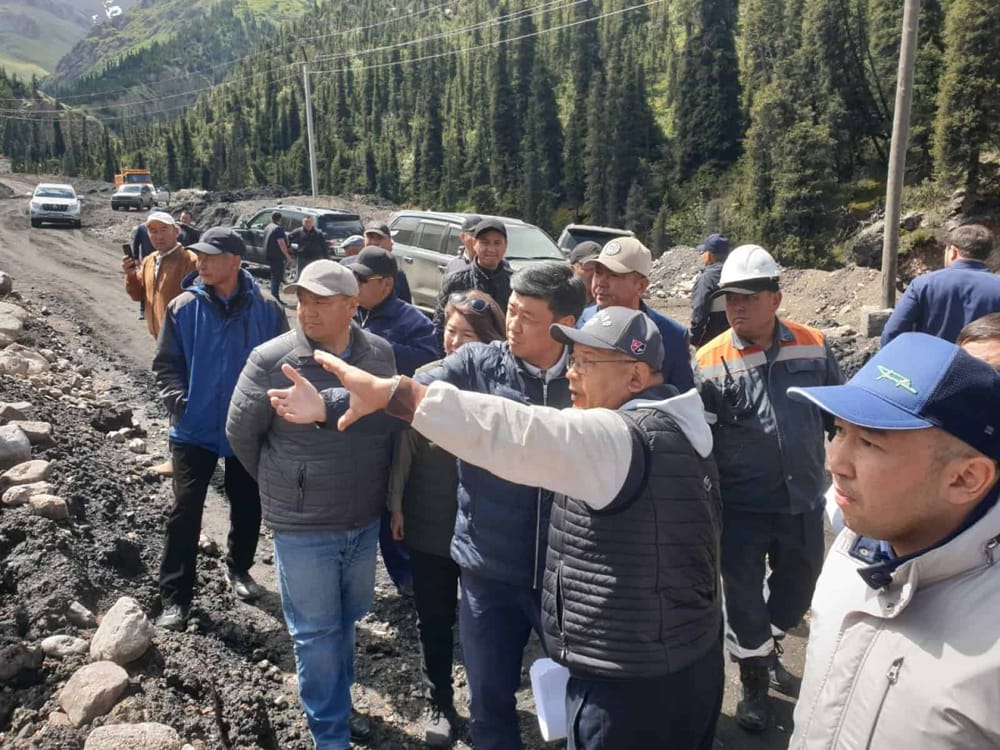 Торобаев поручил угледобывающим компаниям начать поставку угля на ТЭЦ в ближайшее время изображение публикации