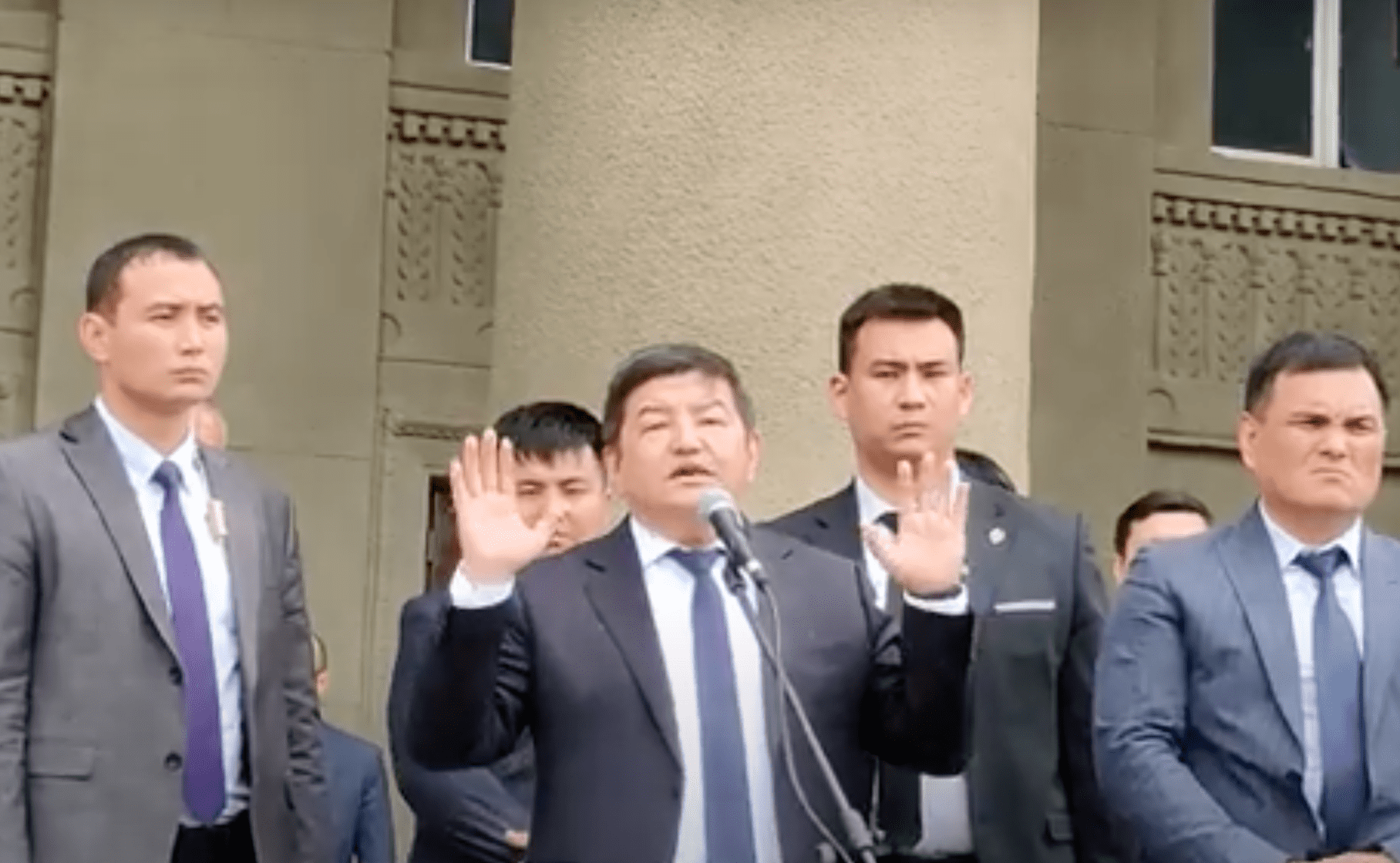 Акылбек Жапаров ввел 10-дневный мораторий на установку ККМ и отменил штрафы изображение публикации