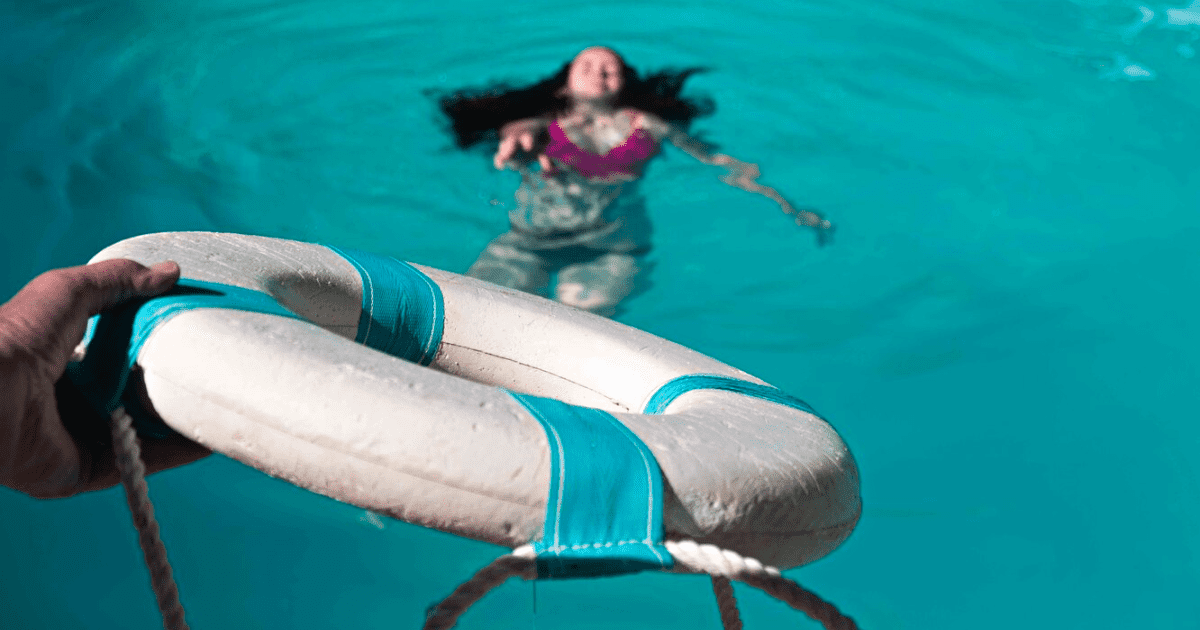 У спасателей бассейнов «Ак-Кеме» и «Фламинго» нет сертификатов — администрациям выдали предписания изображение публикации