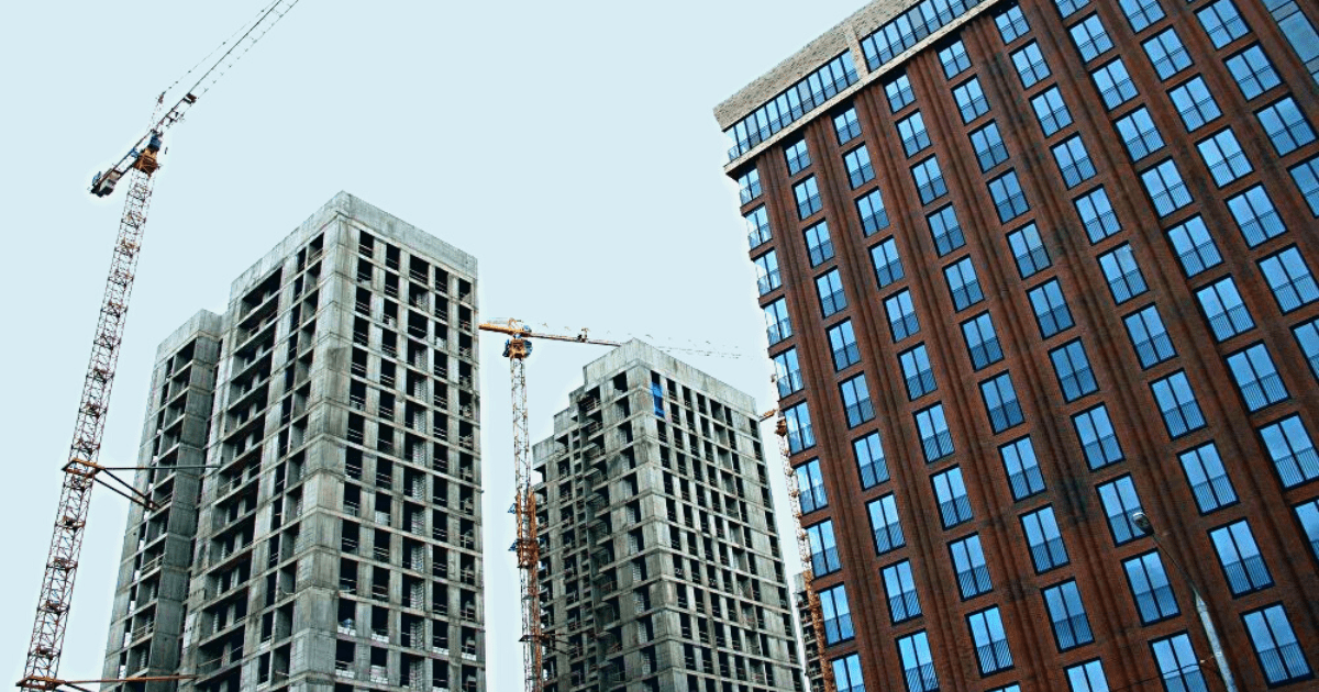 Стройкомпаниям хотят запретить получать деньги от покупателей до сдачи объекта изображение публикации