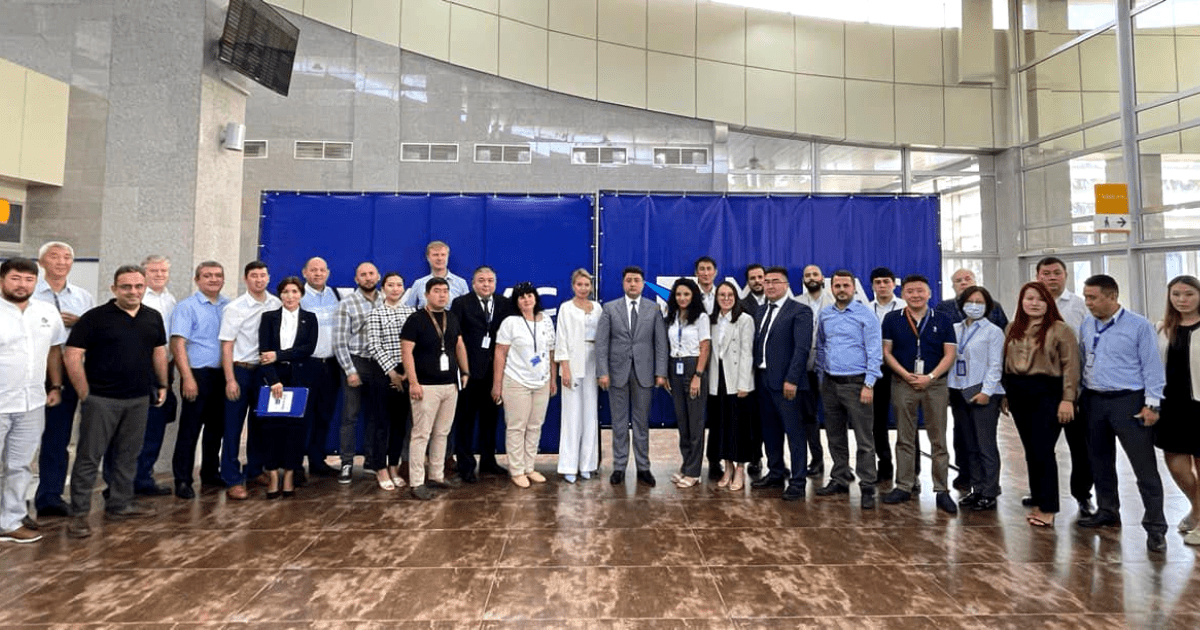 Директор аэропорта «Манас» встретился с представителями 24 авиакомпаний изображение публикации