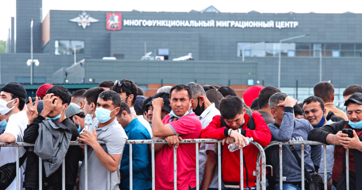 Внедрить цифровые технологии при регистрации трудовых мигрантов в ЕАЭС предложил Жапаров изображение публикации