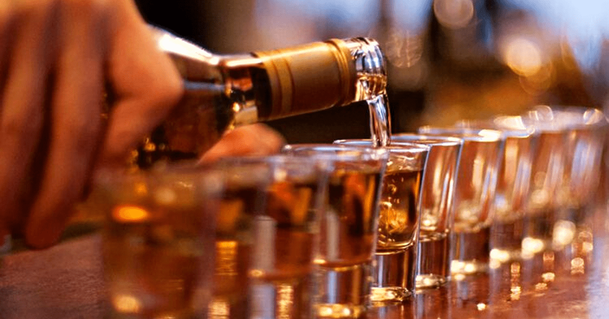 Предприятия общепита выступили против введения обязательного ассортимента отечественных напитков изображение публикации