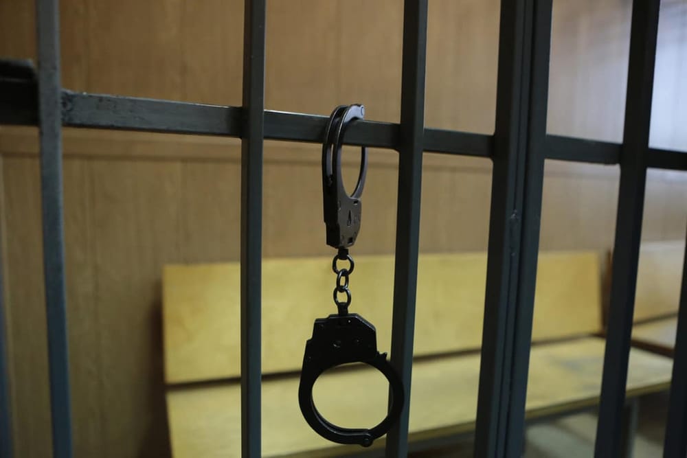 Число задержанных за критику передачи Кемпир-Абада достигло 26 человек изображение публикации