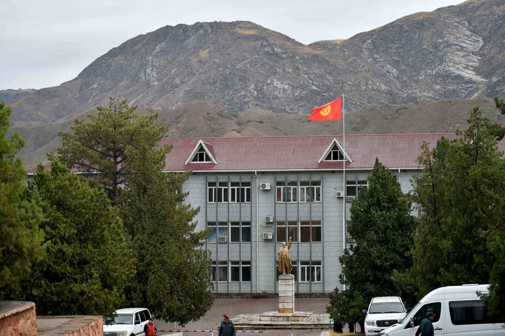 За месяц пострадавшим заемщикам Баткена и Оша реструктуризировали дополнительно 20 кредитов изображение публикации