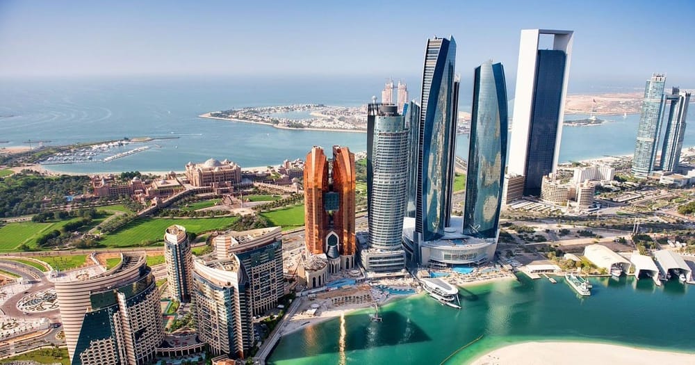 ОАЭ больше не требуют наличия ПЦР-теста и сертификата вакцинации изображение публикации