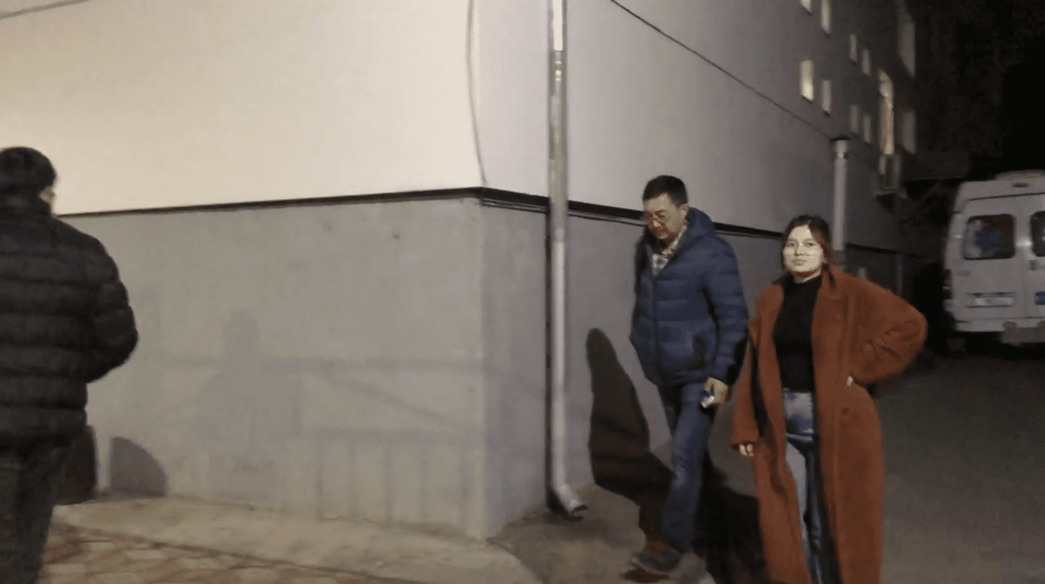 Задержаны журналистка Санрабия Сатыбалдиева и оператор Калыс Аширбеков — у журналистки угроза выкидыша изображение публикации