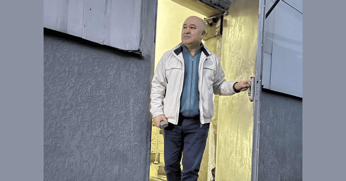 Текебаева допросили в МВД по делу Кемпир-Абада изображение публикации