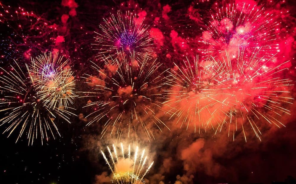 Игнорирование смога — мэрия Бишкека хочет потратить 1 млн сомов на новогодние салюты изображение публикации