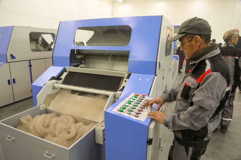 В Кыргызстане планируют запустить прядильную фабрику и лабораторию по проверке качества продукции — Бакыт Торобаев изображение публикации