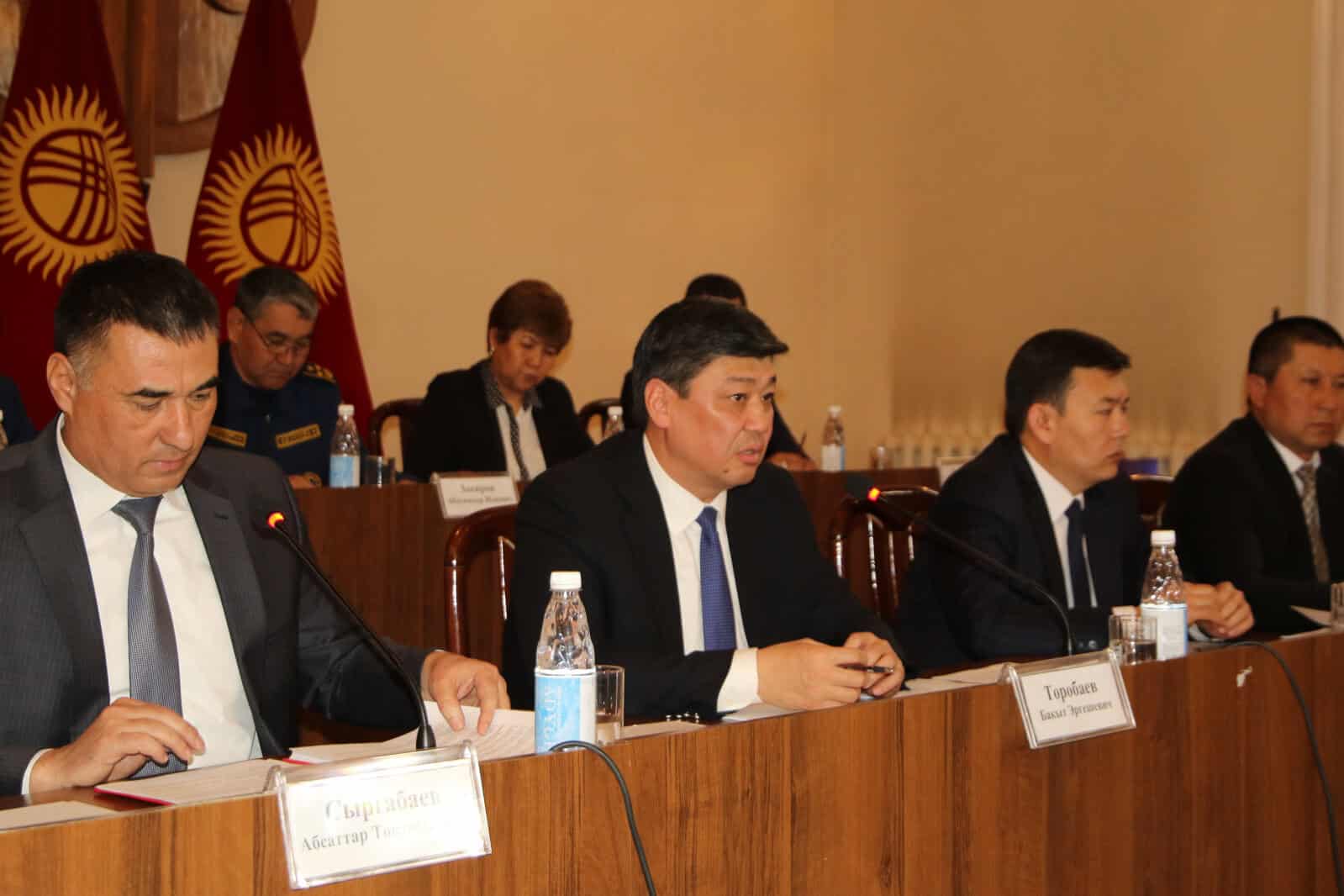 «Несмотря на препятствия доведем республиканский бюджет до 503 млрд сомов» — Бакыт Торобаев изображение публикации