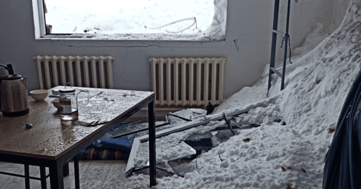 На золоторудном месторождении Иштамберды сошла лавина — всех сотрудников эвакуировали изображение публикации