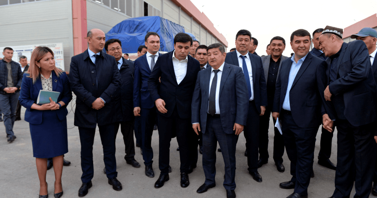 Акылбек Жапаров считает, что Кыргызстану нужно привлекать мировые бренды размещать заказы в КР изображение публикации