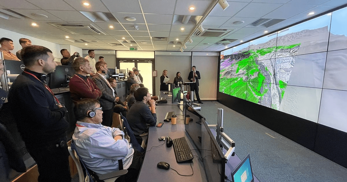 Пять компаний-смежников горнорудной отрасли из Кыргызстана отправились за обменом опытом в Британию изображение публикации