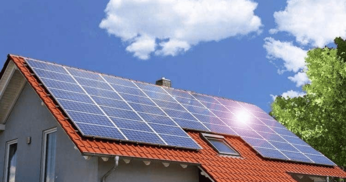 Минэнерго закупит для малоимущих 10 солнечных электростанций изображение публикации