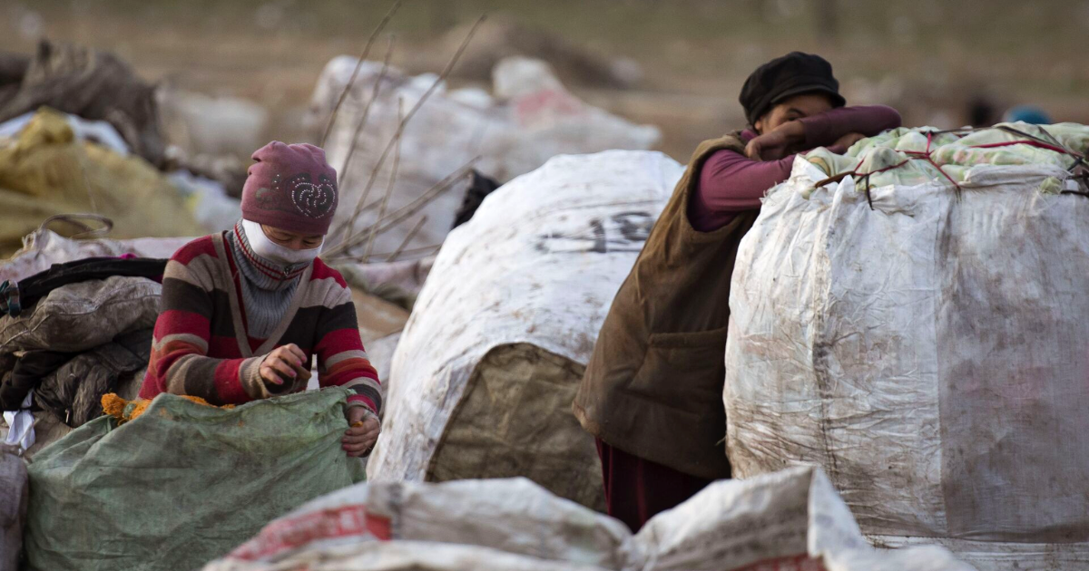 В Свердловский акимиат обратились 122 человека за материальной помощью — семерым из них отказали изображение публикации