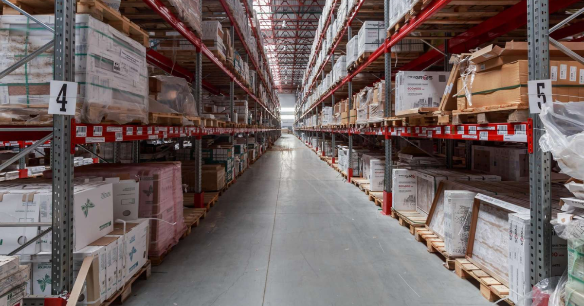 Россия заполнила параллельным импортом все склады в Кыргызстане — свободных емкостей больше нет изображение публикации