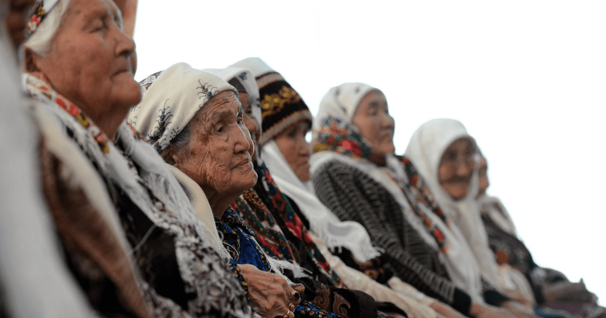 Кыргызстан слишком много тратит на пенсии, несмотря на молодое население — АБР изображение публикации