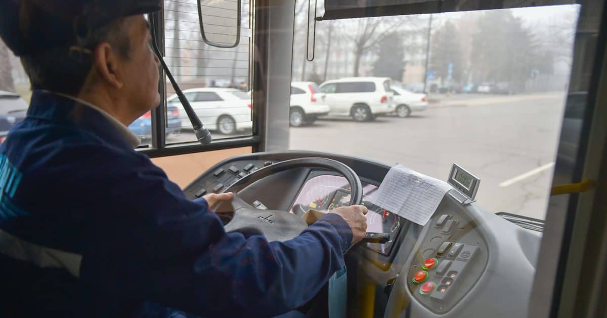 Свет, вода, отопление — на очереди в Бишкеке повышение тарифов на проезд изображение публикации