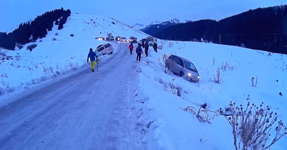 Проведут реконструкцию дорог, ведущих к горнолыжной базе «Каракол» изображение публикации