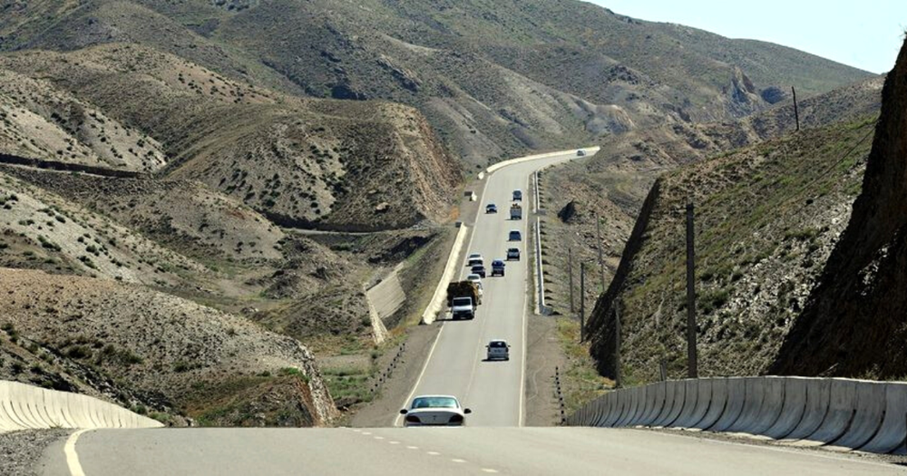 Подрядчик не достроил дорогу Ош — Баткен — Исфана на 189 млн сомов — Минтранс все равно ввел ее в эксплуатацию изображение публикации