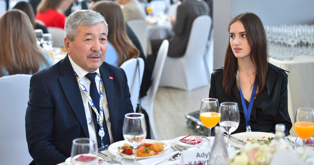 Замглавы кабмина предложил организовать форум стартаперов СНГ и ЕАЭС изображение публикации