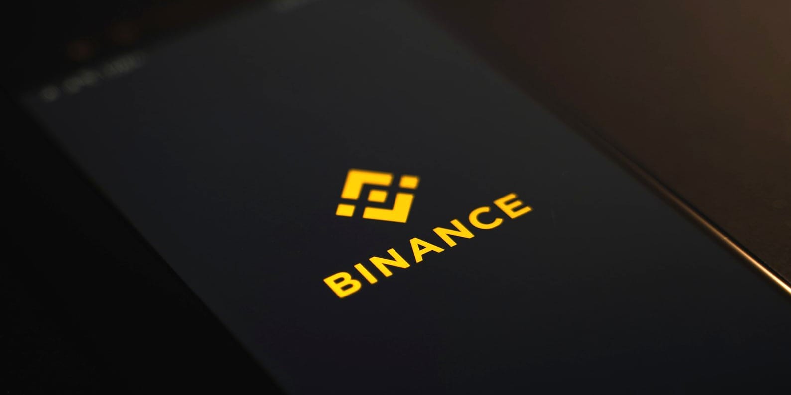 KGST выходит на Binance: спот-торги с USDT стартуют 24 декабря