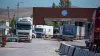 Комиссия ЕЭК изучит ситуацию со скоплением фур на кыргызско-казахской границе по запросу Минэконома КР изображение публикации