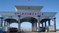 КПП на границе с Китаем будут работать без выходных - но только для грузовиков изображение публикации