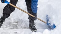 Мэрия Бишкека будет штрафовать тех, кто не чистит территорию от снега изображение публикации