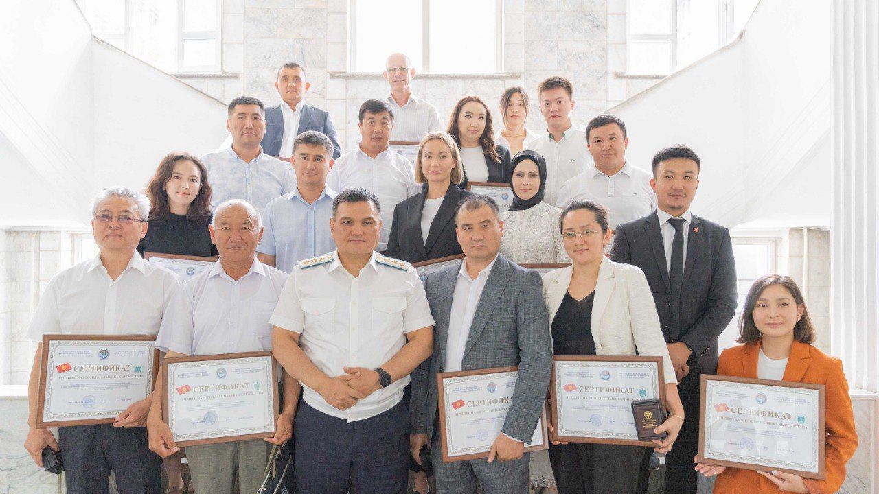 Налоговая служба выбрала 15 лучших налогоплательщиков Кыргызстана