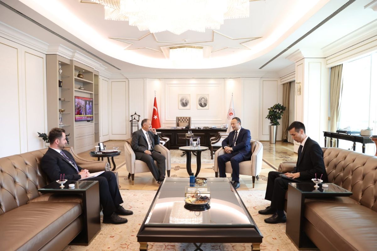 Кыргызстан предложил Турции обменять госдолг на "зеленые" инициативы и участвовать в строительстве Асмана