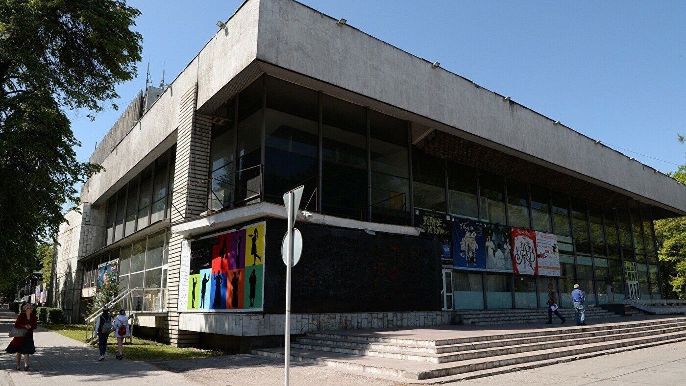 В Бишкеке на капремонт драмтеатра имени Чынгыза Айтматова планируют потратить 76 млн сомов