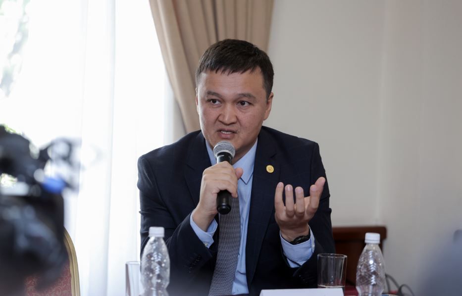 Талантбек Омуралиев официально стал главой Госбанка развития – его утвердил Нацбанк