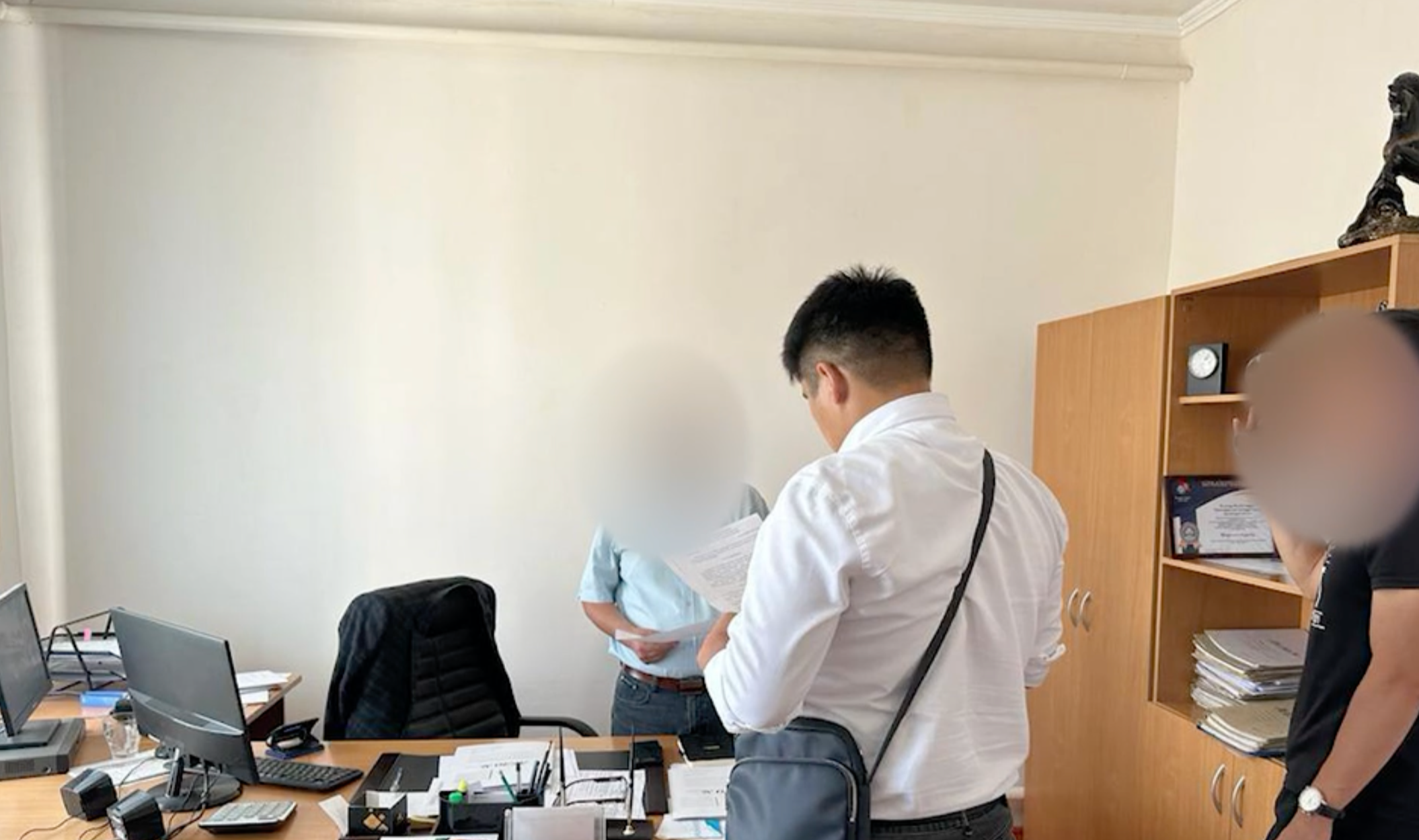 Сотрудники филиала "Кыргызалтын" покупали запаски и ГСМ для нерабочей спецтехники — ущерб составил более 12 млн сомов