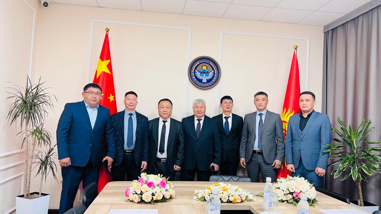 Появились подробности угольных соглашений "Кыргызкомура" и КНР