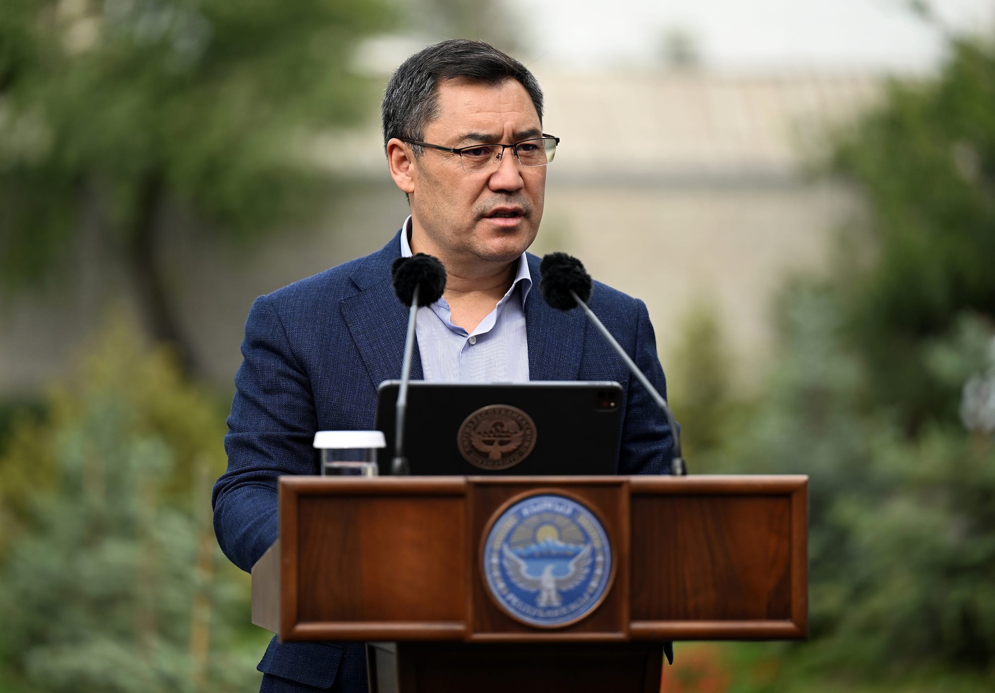 Садыр Жапаров заявил о стремительном таянии ледников и нехватке воды в Кыргызстане