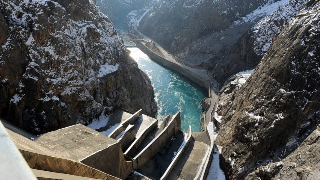 Объем воды в Токтогульском водохранилище на начало зимы составил 11.5 млрд кубометров