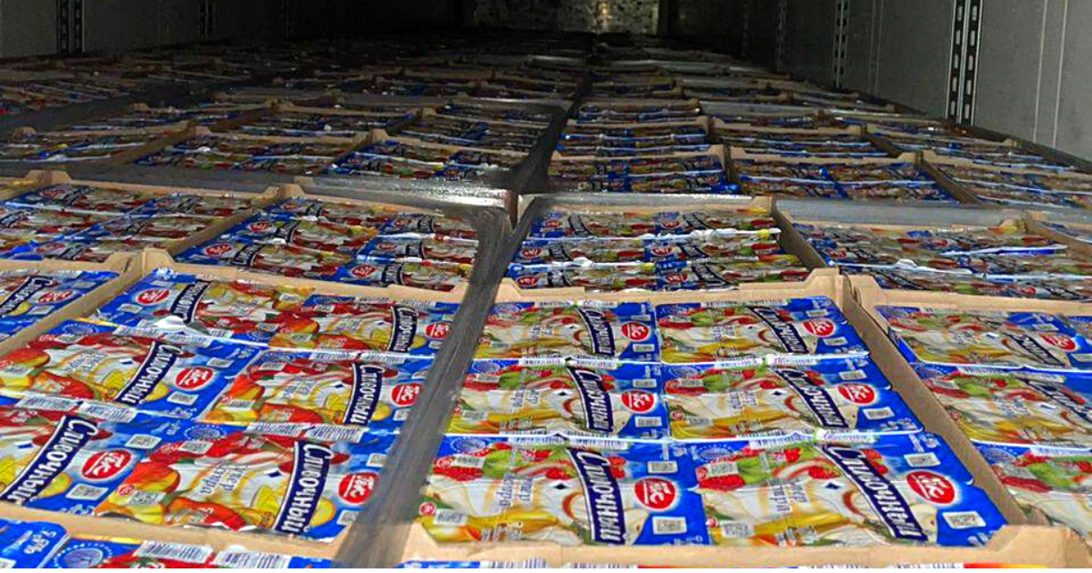 В Кыргызстан пытались ввезти 15.7 тонн сомнительного йогурта из России