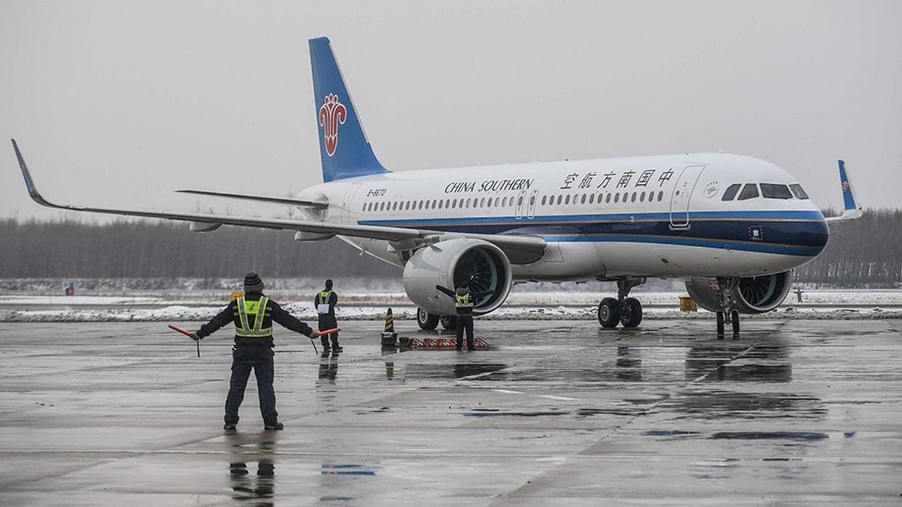 В Бишкеке встретили первый рейс из Пекина