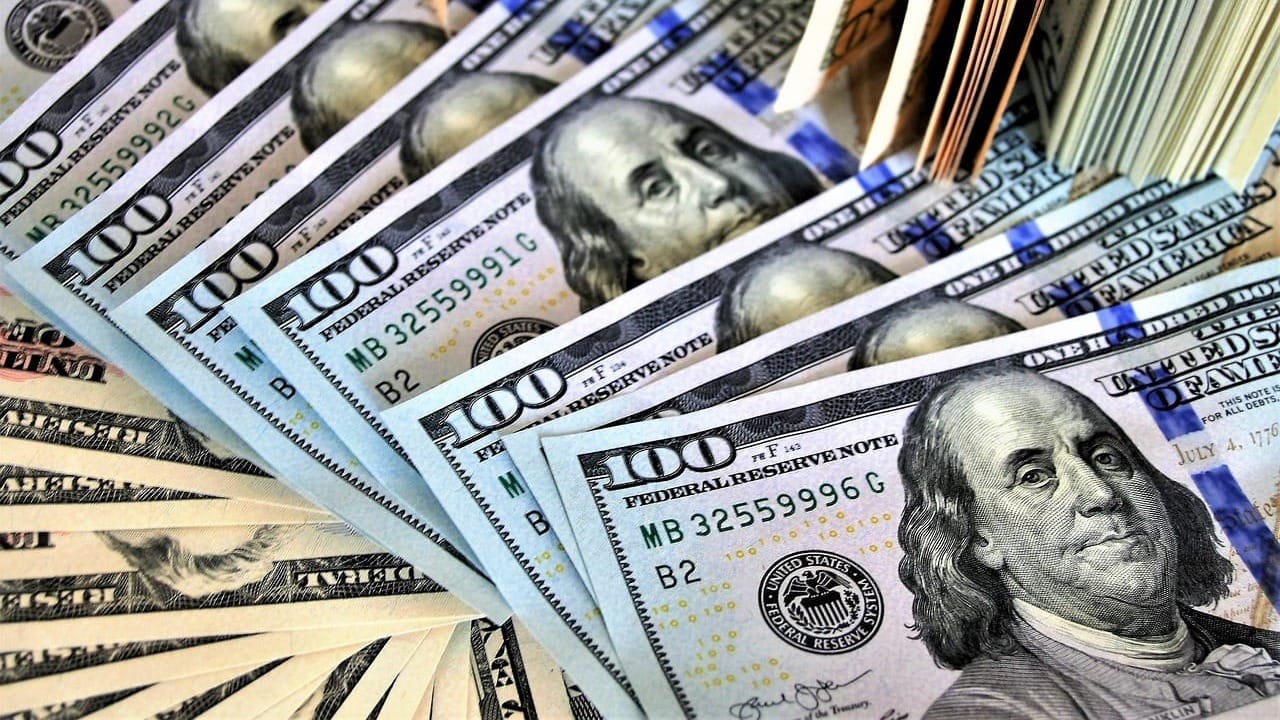 Комбанки КР купили $2.79 млн на межбанковских валютных торгах — курс валюты вырос
