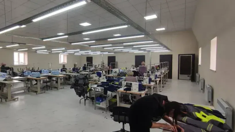 Компания Aiko Seiko открыла швейный цех по выпуску спецодежды