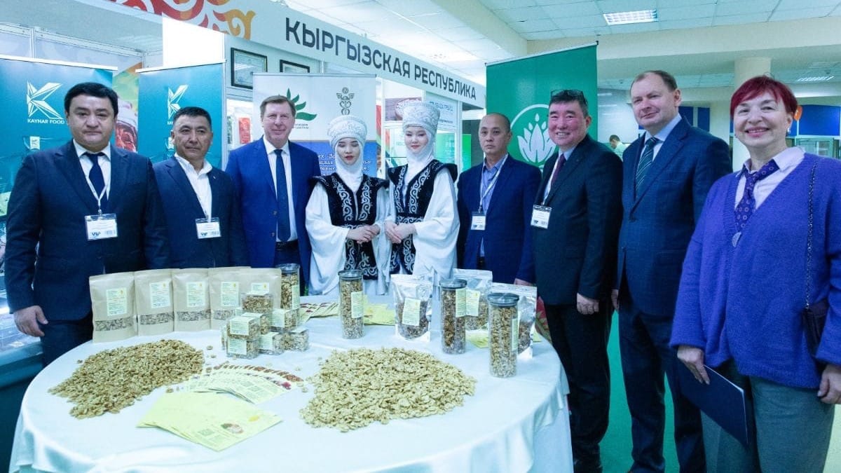 Ореховоды Кыргызстана представили продукцию на выставке в Москве
