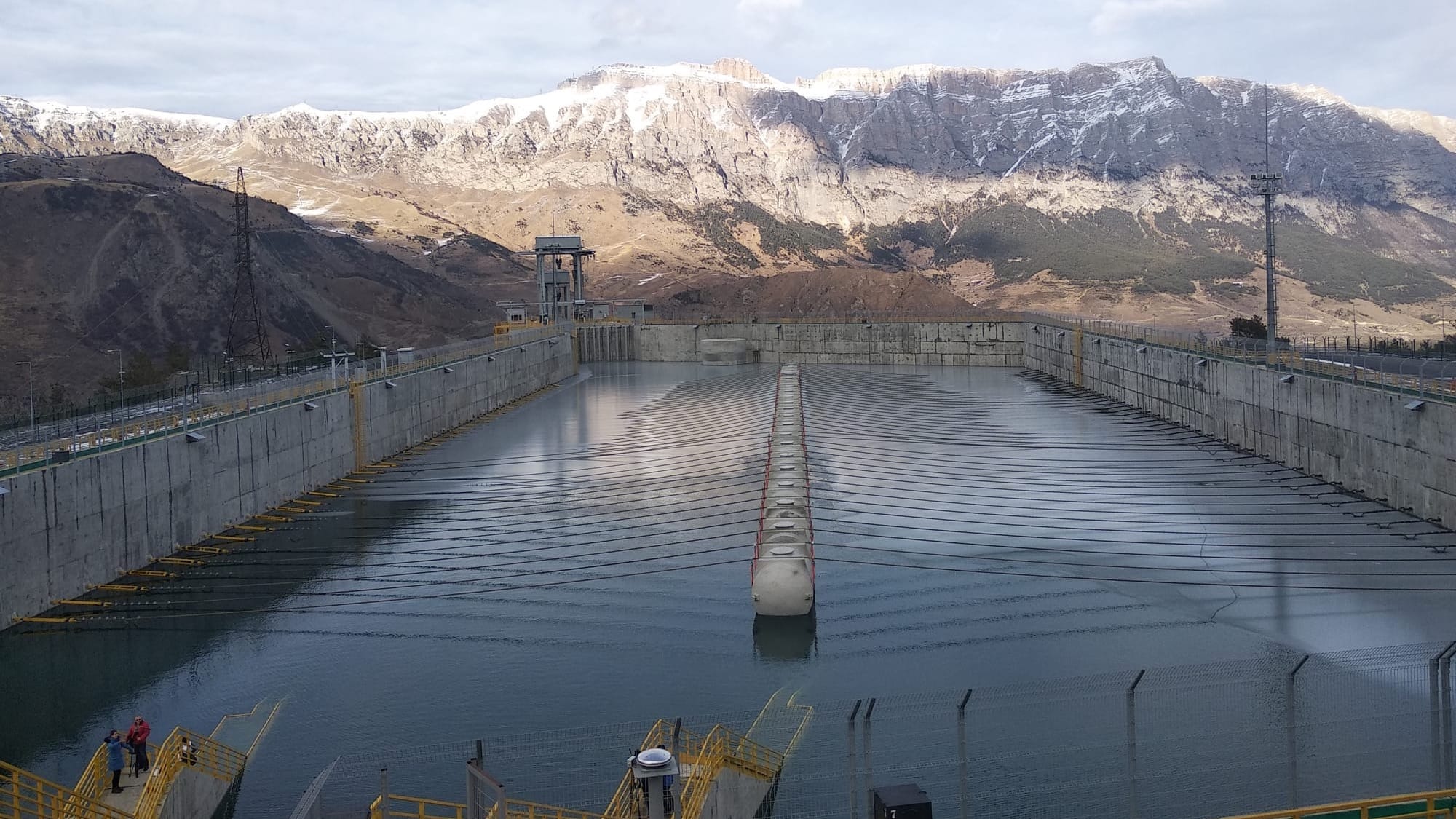 В Баткене начали строить бассейн суточного регулирования за 161 млн сомов