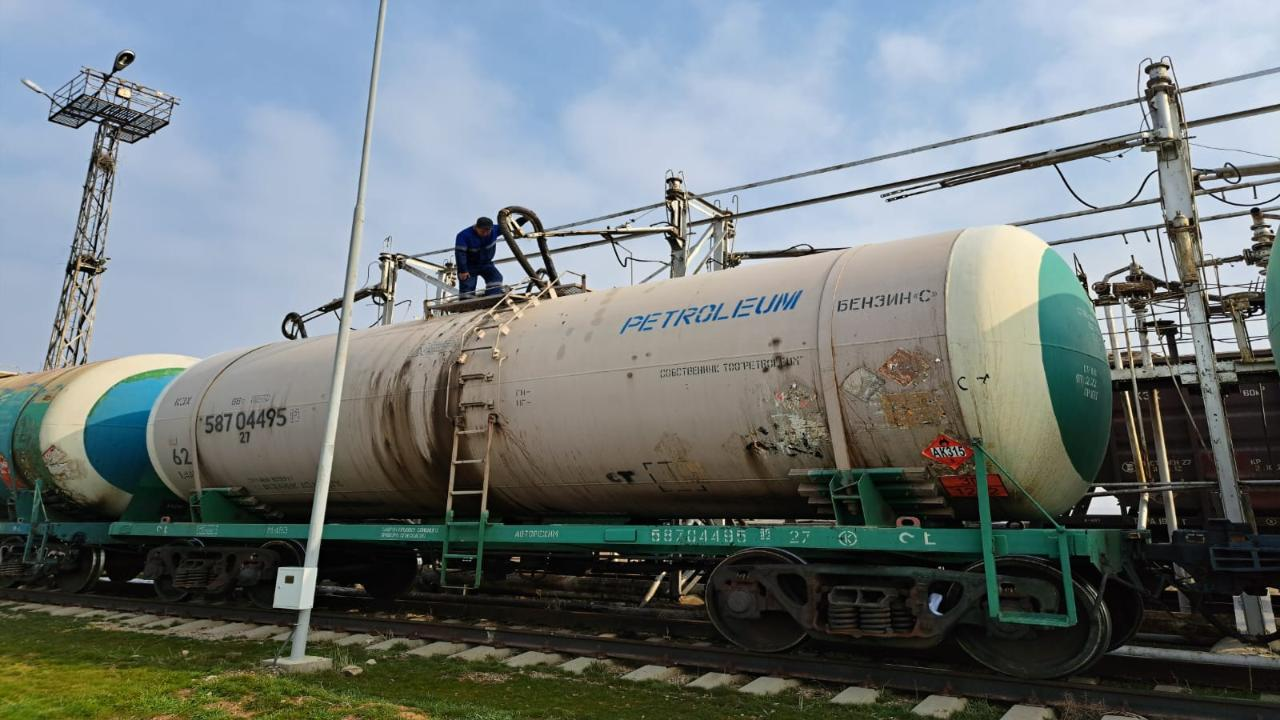 Авария на ТЭЦ Бишкека: Казахстан отправил Кыргызстану 1000 тонн дизтоплива в качестве гумпомощи
